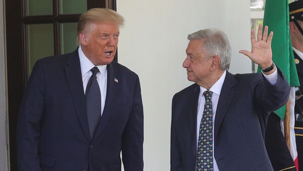 El presidente de México, Andrés Manuel López Obrador, junto a su homólogo estadounidense, Donald Trump - Sputnik Mundo