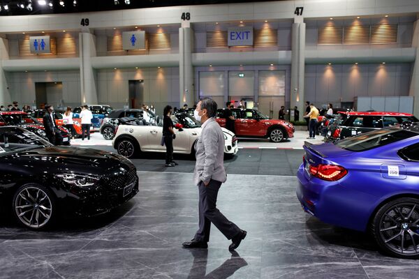 Las curvas futuristas abren el Salón Internacional Automovilístico de Bangkok

 - Sputnik Mundo