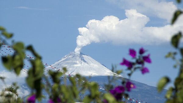 El volcán Popocatépetl, foto de archivo - Sputnik Mundo