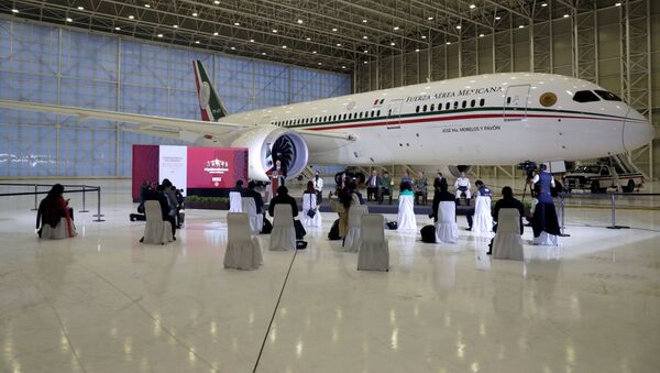 El avión presidencial mexicano el Boeing 787 José María Morelos y Pavón - Sputnik Mundo