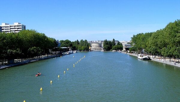 Canal de Bassin de la Villette, París - Sputnik Mundo