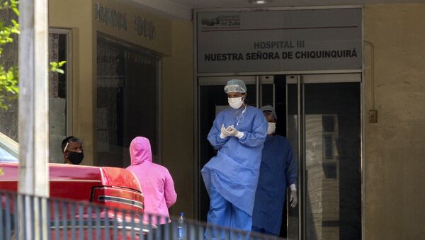 Médicos saliendo del Hospital Nuestra Señora de Chiquinquira, en Maracaibo - Sputnik Mundo