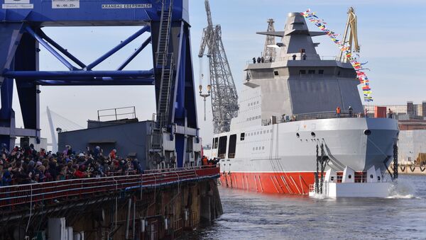 La botadura del buque armado ruso Ivan Papanin en San Petersburgo - Sputnik Mundo