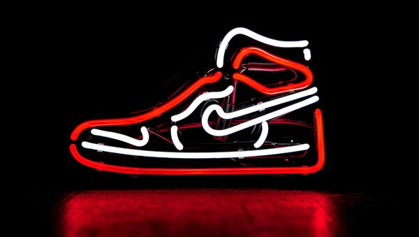 Un zapato de Nike (imagen referencial) - Sputnik Mundo