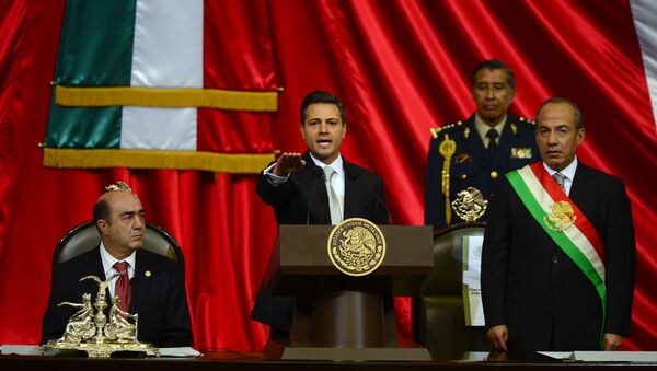 Expresidentes de México, Enrique Peña Nieto y Felipe Calderón - Sputnik Mundo