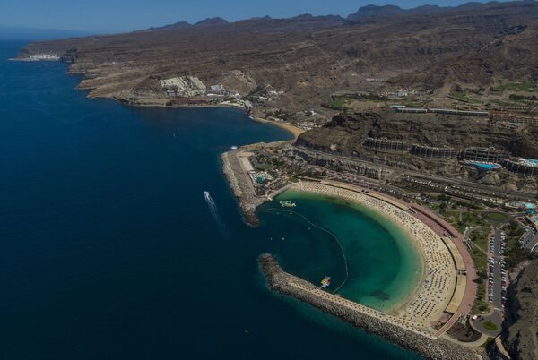 Las Palmas de Gran Canaria busca atraer al turismo con una campaña poco comprensible Las Palmas de Gran Canaria busca atraer al turismo con una campaña poco comprensible - Sputnik Mundo