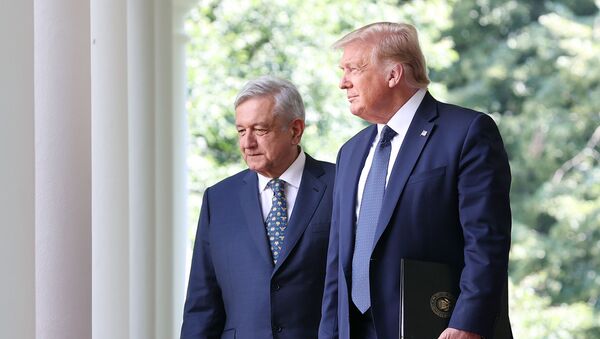 El presidente de México, Andrés Manuel López Obrador, y su par estadounidense, Donald Trump - Sputnik Mundo