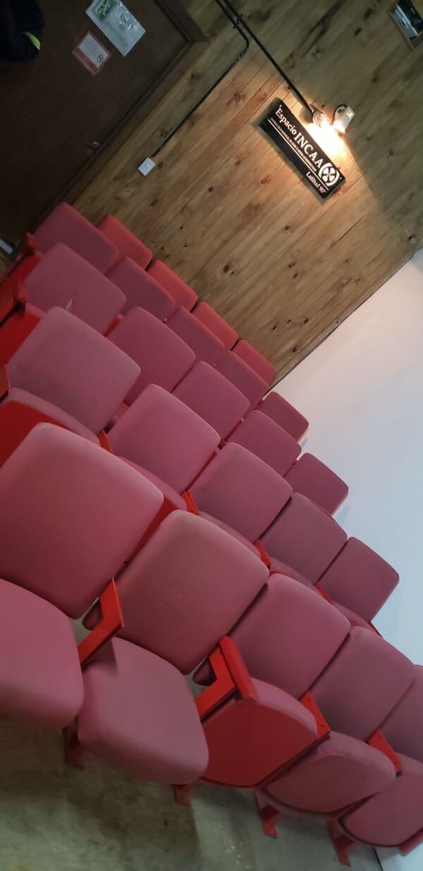 Reabre la única sala de cine de la Antártida y la primera de Argentina | Fotos Reabre la única sala de cine de la Antártida y la primera de Argentina | Fotos - Sputnik Mundo