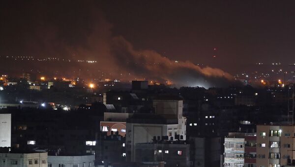 Bombardeo de Israel a la Franja de Gaza - Sputnik Mundo