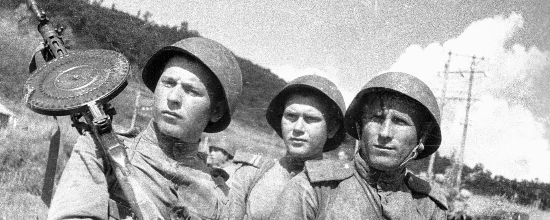 Algunos de los soldados soviéticos que sobresalieron en el campo de batalla - Sputnik Mundo, 1920, 02.09.2020