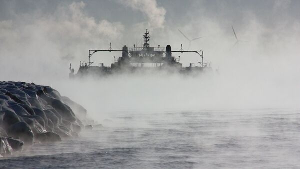 Un barco en la niebla (imagen referencial) - Sputnik Mundo