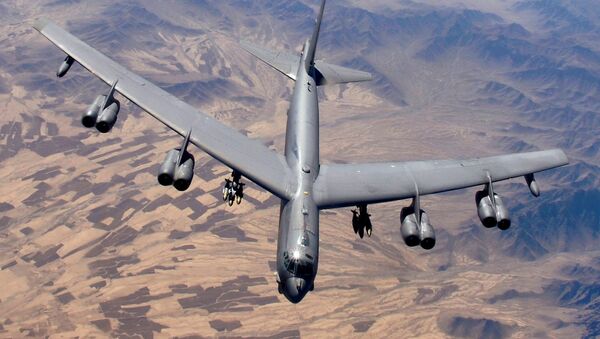 Un bombardero B-52 estadounidense (imagen referencial) - Sputnik Mundo