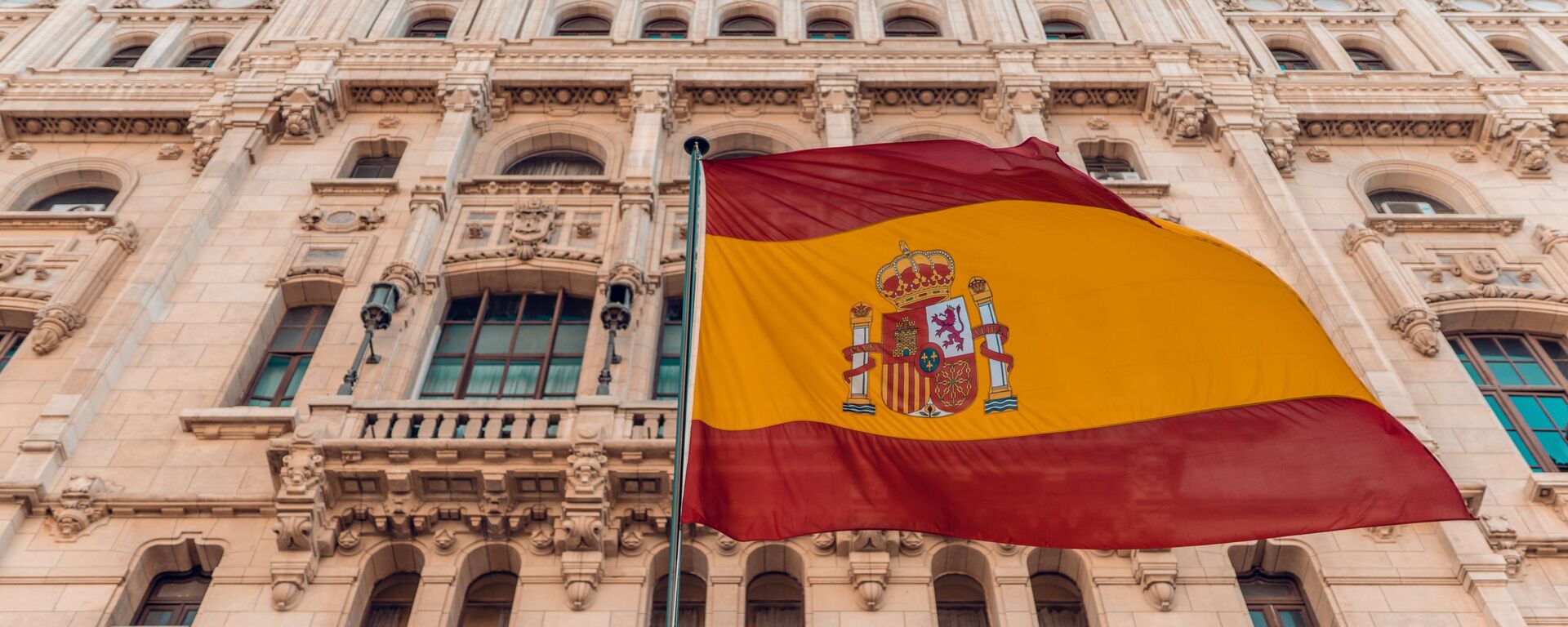 La bandera de España  - Sputnik Mundo, 1920, 04.06.2021