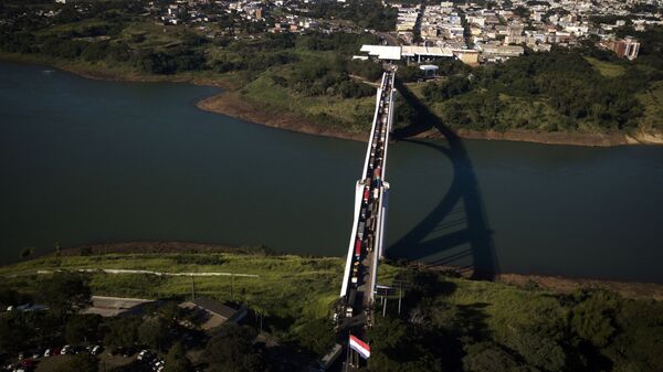 Frontera entre Paraguay y Brasil en Ciudad del Este y Foz de Iguazú - Sputnik Mundo