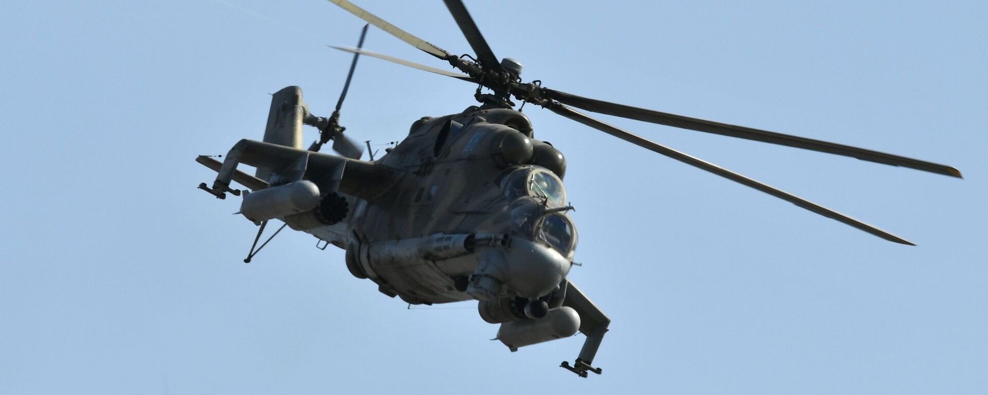 Helicóptero Mi-24 durante las maniobras Kavkaz 2020 Helicóptero Mi-24 durante las maniobras Kavkaz 2020 - Sputnik Mundo, 1920, 12.02.2021