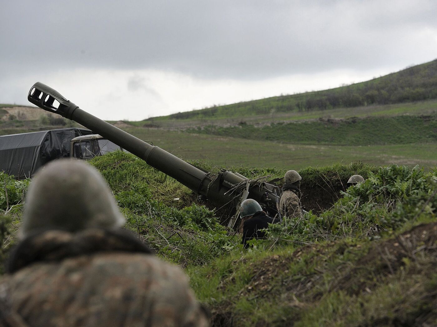 Ereván ve como agresión contra el pueblo de Karabaj la operación lanzada  por Bakú - 19.09.2023, Sputnik Mundo