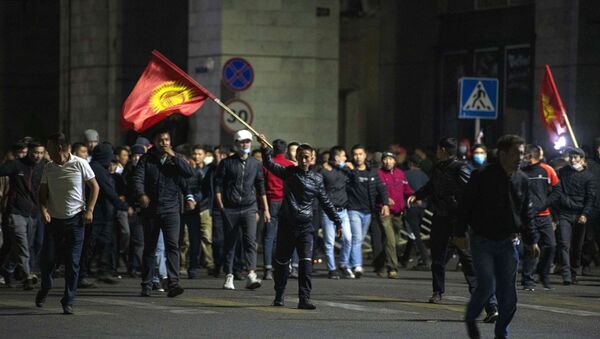 Protestas en Biskek - Sputnik Mundo