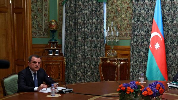 Las negociaciones entre los cancilleres de Rusia, Armenia y Azerbaiyán sobre Karabaj  - Sputnik Mundo