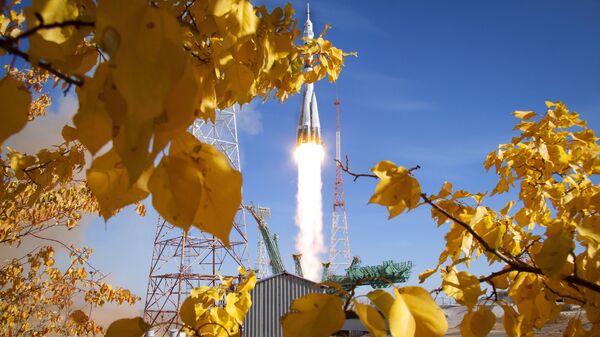 El lanzamiento del Soyuz 2.1a con el Soyuz MS-17 desde el Cosmódromo de Baikonur, el 14 de octubre de 2020 - Sputnik Mundo