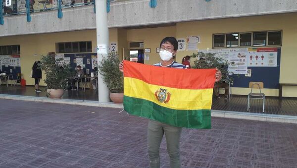 Bolivianos votan en Chile - Sputnik Mundo