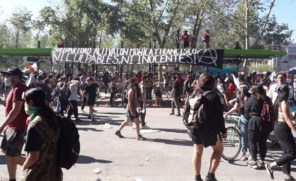 El estallido social cumple un año con protestas en Chile El estallido social cumple un año con protestas en Chile - Sputnik Mundo