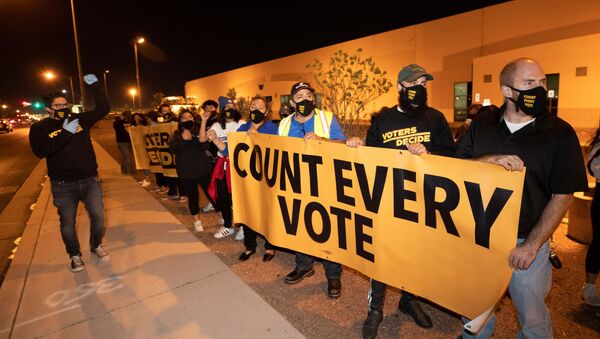 Protestas en EEUU durante el conteo de votos - Sputnik Mundo