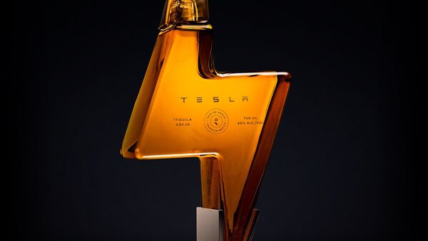 Tesla Tequila, nuevo producto de Tesla - Sputnik Mundo