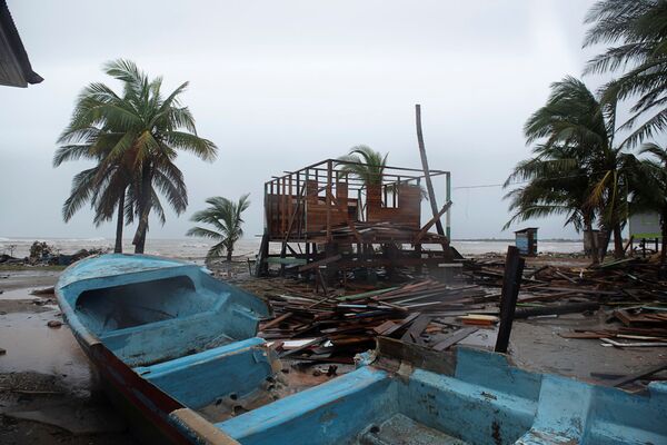 El huracán Iota golpea las costas del Caribe y causa estragos

 - Sputnik Mundo