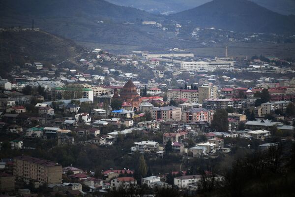 Stepanakert, capital de la autoproclamada república de Nagorno Karabaj Stepanakert, capital de la autoproclamada república de Nagorno Karabaj - Sputnik Mundo
