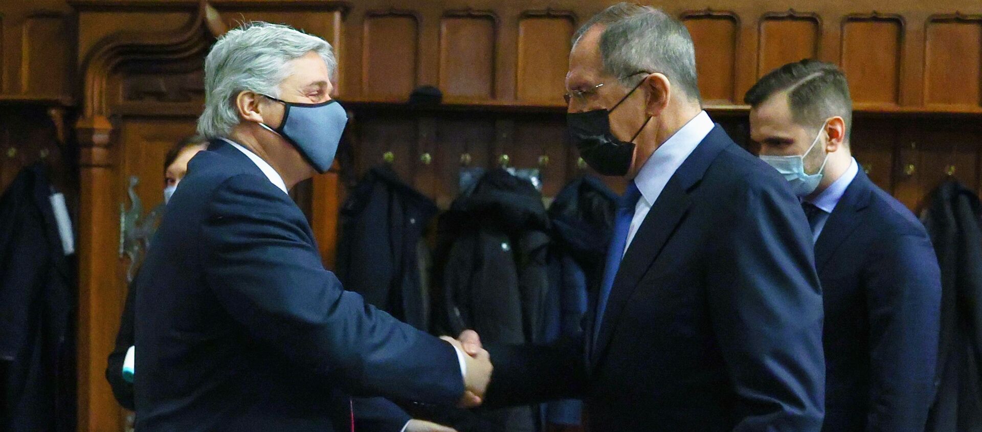 El ministro de Exteriores ruso, Serguéi Lavrov y el canciller uruguayo, Francisco Bustillo El ministro de Exteriores ruso, Serguéi Lavrov y el canciller uruguayo, Francisco Bustillo - Sputnik Mundo, 1920, 01.12.2020