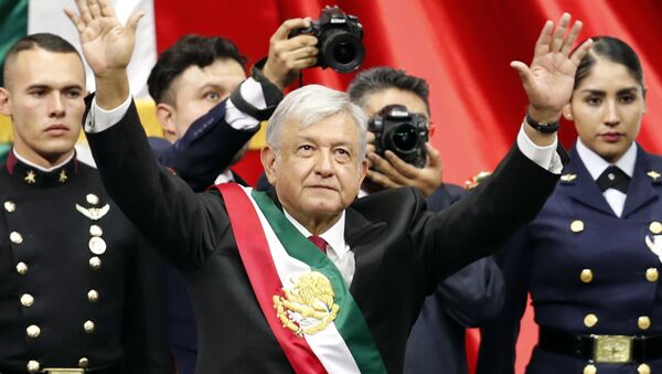 Andrés Manuel López Obrador toma posesión del presidente de la República Mexicana (archivo) - Sputnik Mundo