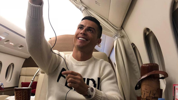 Cristiano Ronaldo, futbolista portugués - Sputnik Mundo