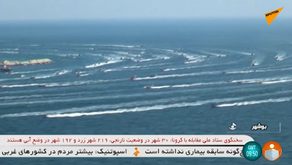 Irán celebra un desfile naval en el Golfo Pérsico - Sputnik Mundo
