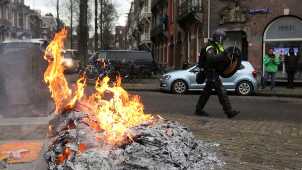 Protestas en Amsterdam, Países Bajos - Sputnik Mundo