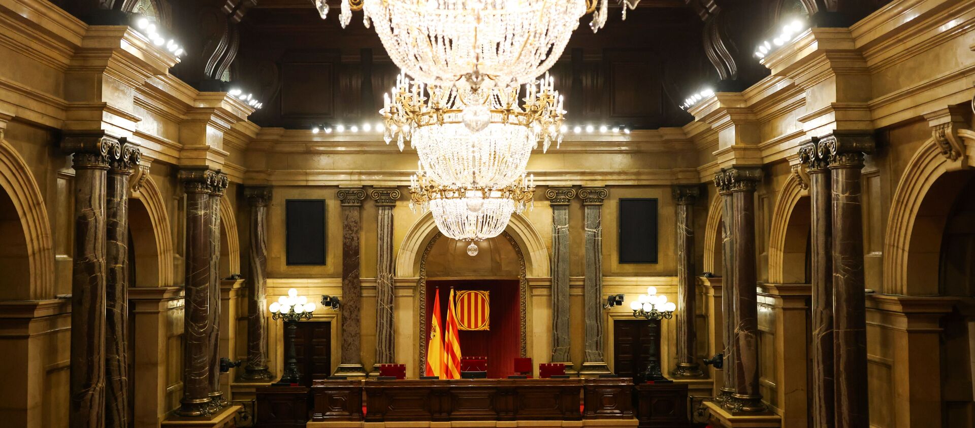 El Parlamento de Cataluña vacío - Sputnik Mundo, 1920, 29.01.2021