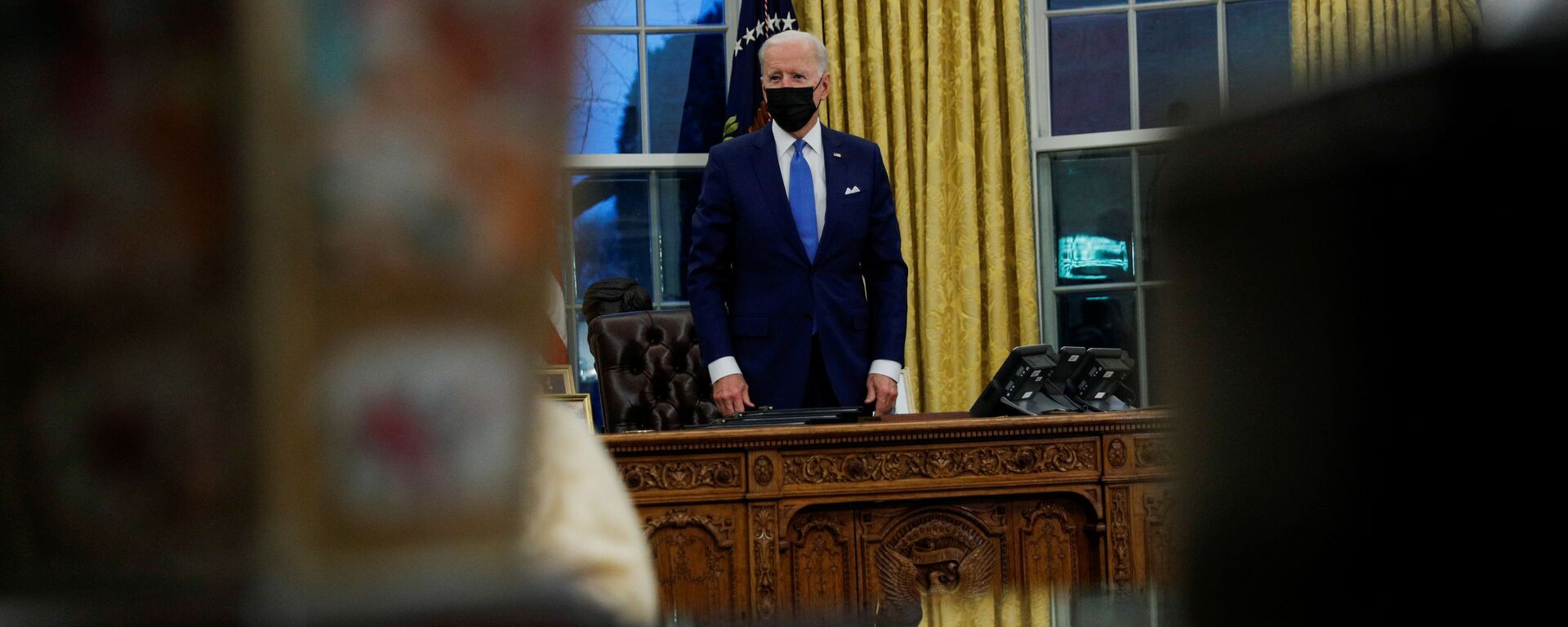 Joe Biden, presidente de EEUU, en el Despacho Oval de la Casa Blanca - Sputnik Mundo, 1920, 04.02.2021