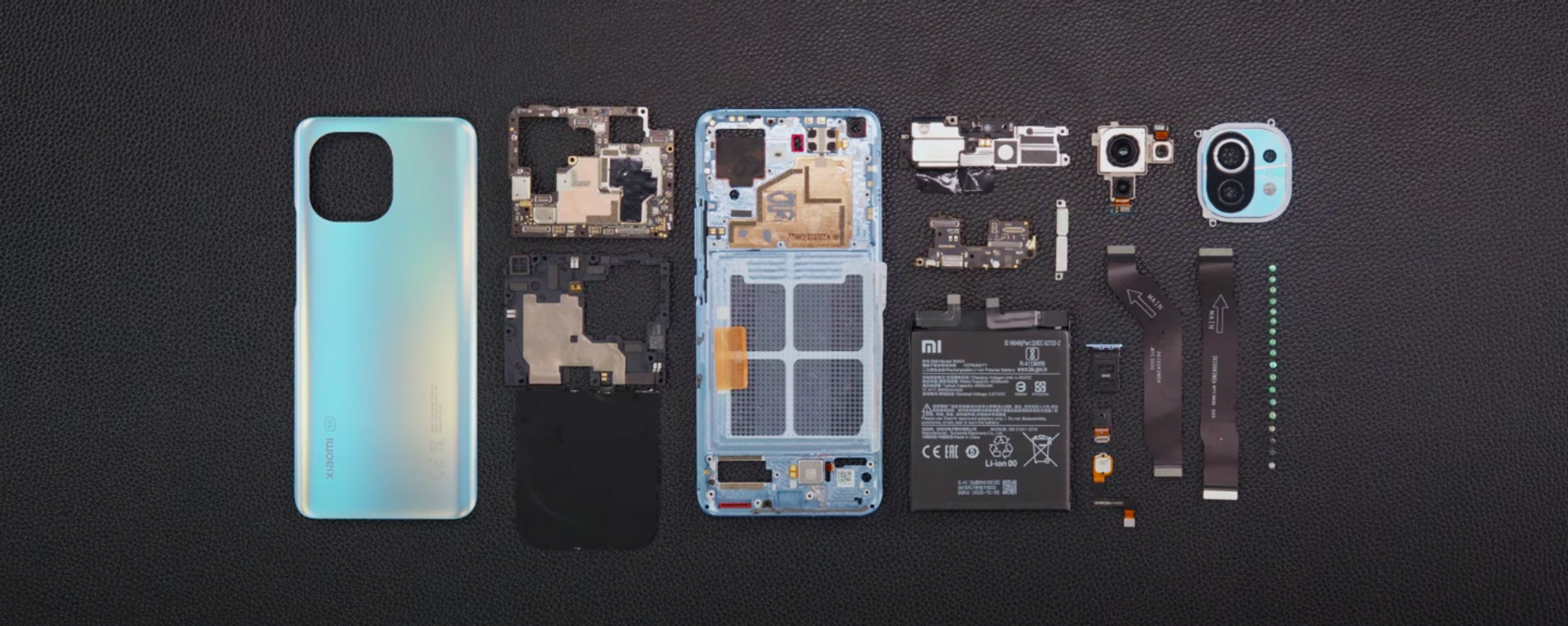 Las piezas que componen el móvil Xiaomi Mi 11 - Sputnik Mundo, 1920, 12.02.2021