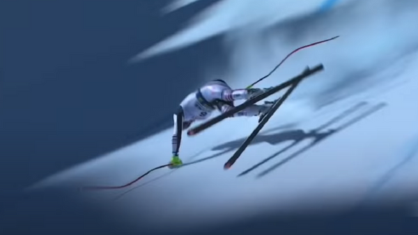 El esquiador de descenso Maxence Muzaton se accidenta durante un Campeonato Mundial en Italia - Sputnik Mundo