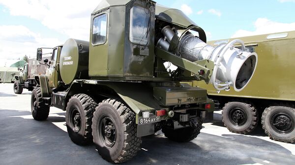 Un camión TMS-65U equipado con un motor turborreactor de un MiG-15  (imágen referencial) - Sputnik Mundo