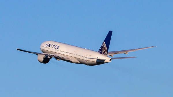 Un Boeing 777 de United Airlines - Sputnik Mundo
