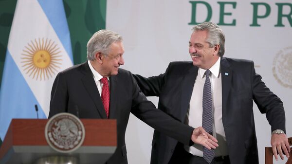 El presidente mexicano, Andrés Manuel López Obrador, y su homólogo argentino, Alberto Fernández - Sputnik Mundo