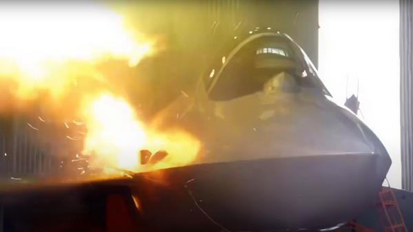Su-57 probando su cañón - Sputnik Mundo