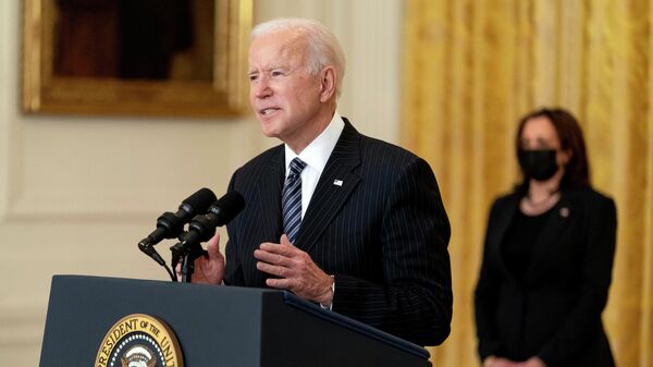 Joe Biden, presidente de EEUU, y Kamala Harris, vicepresidenta (archivo) - Sputnik Mundo
