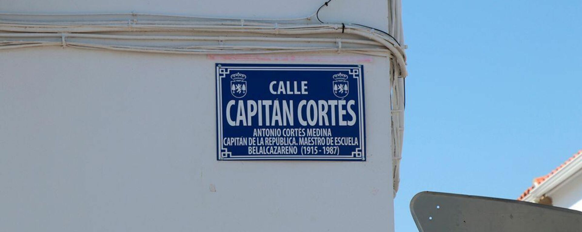 Placa de la calle Capitán Cortés (Belalcázar, Córdoba)
 - Sputnik Mundo, 1920, 24.03.2021