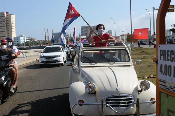 Manifestación contra el bloqueo de EEUU a Cuba en La Habana - Sputnik Mundo