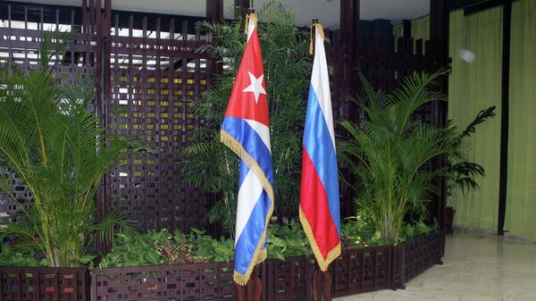 Banderas de Cuba y Rusia - Sputnik Mundo