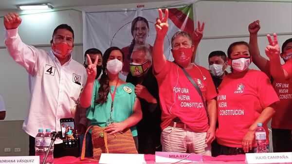 Verónika Mendoza se reunió con organizaciones sociales de Callao, municipio lindero de la capital, Lima - Sputnik Mundo