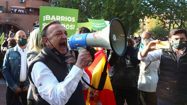 Una manfestación del partido Vox en Vallecas, Madrid - Sputnik Mundo