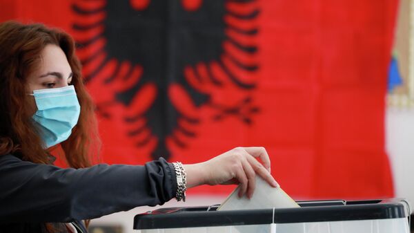 Las elecciones en Albania - Sputnik Mundo