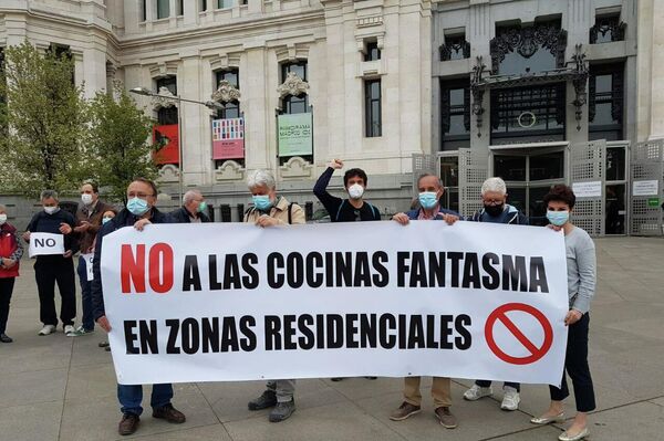 Protesta vecinal en Madrid contra las &#x27;Dark Kitchen&#x27; - Sputnik Mundo